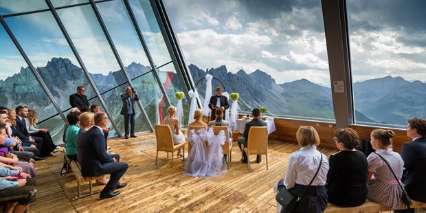 Hochzeitsfotos - Fotobox mit Zubehör - Bartholomäberg - Danijel Jovanovic Photography