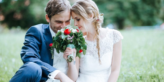 Hochzeitsfotos - Art des Shootings: Portrait Hochzeitsshooting - Tirol - Andrea und Manuel beim Brautpaarshooting in Lans - click & smile photography