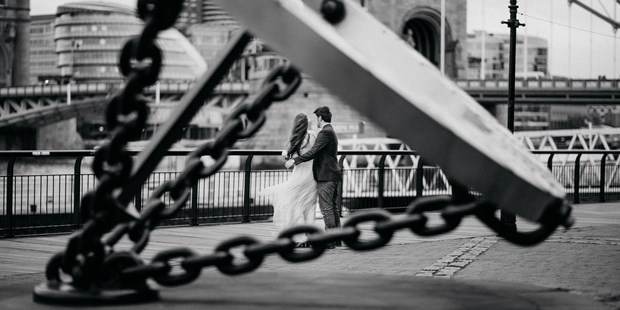 Hochzeitsfotos - Art des Shootings: Trash your Dress - Sitzendorf an der Schmida - Verlobungsshooting London 2017 / Engagementshooting
 - Weddingstyler