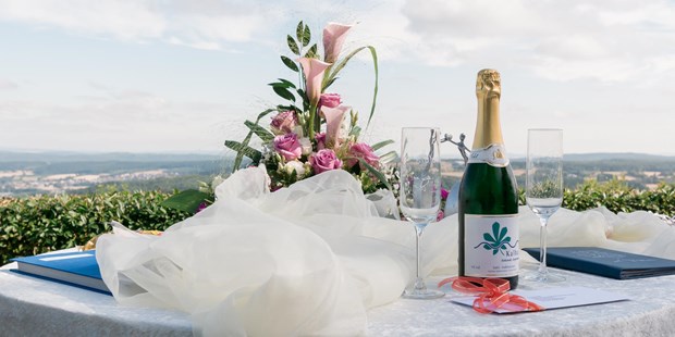 Hochzeitsfotos - Copyright und Rechte: Bilder dürfen bearbeitet werden - Obersteinebach - Hessenfotografie - Hochzeitsfotograf Frankfurt