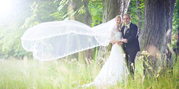 Hochzeitsfotos - Copyright und Rechte: Bilder auf Social Media erlaubt - Rutesheim - David Dieschburg