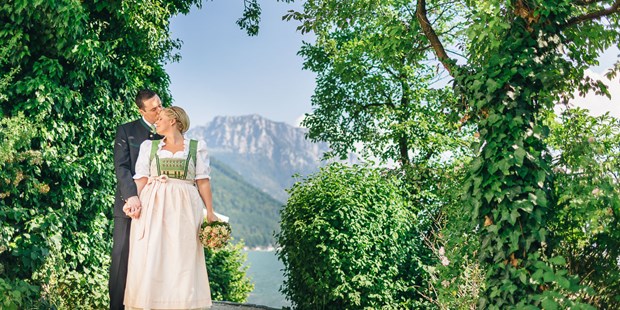 Hochzeitsfotos - Art des Shootings: Fotostory - Oberösterreich - Heiraten in Tracht, Salzkammergut - Markus Schneeberger