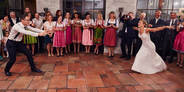 Hochzeitsfotos - Copyright und Rechte: Bilder auf Social Media erlaubt - Oberndorf bei Salzburg - Stefan & Lisa (Eidenberger Alm) - Jakob Lehner Photography