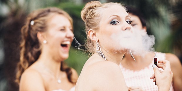 Hochzeitsfotos - Copyright und Rechte: Bilder auf Social Media erlaubt - Burgenland - having fun - WK photography