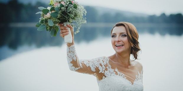 Hochzeitsfotos - Copyright und Rechte: Bilder auf Social Media erlaubt - Oberndorf bei Salzburg - Marcel Wurzer - Foto Wurzer 