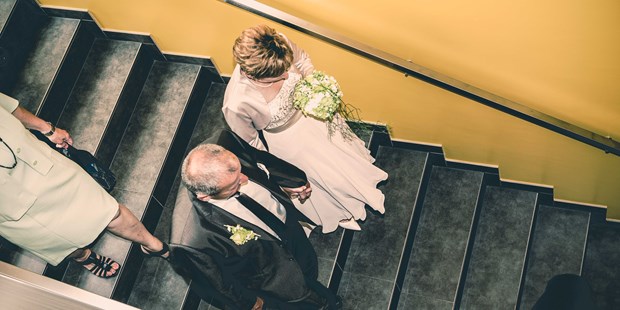 Hochzeitsfotos - Copyright und Rechte: Bilder kommerziell nutzbar - Lanzenkirchen - Mario Unger - Fotos, die Liebe dokumentieren.