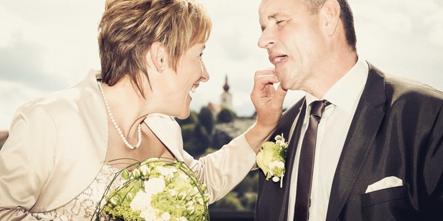 Hochzeitsfotos - Copyright und Rechte: Bilder dürfen bearbeitet werden - Eisenstadt - Mario Unger - Fotos, die Liebe dokumentieren.