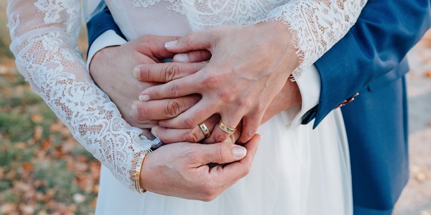 Hochzeitsfotos - Copyright und Rechte: Bilder auf Social Media erlaubt - Flörsheim - lieblingsbild Hochzeitsfotografie