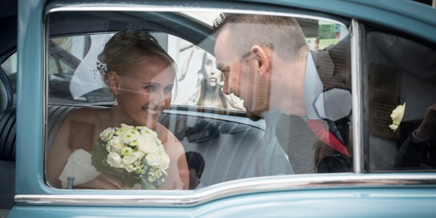 Hochzeitsfotos - Copyright und Rechte: Bilder auf Social Media erlaubt - Oberbayern - Josefine Ickert