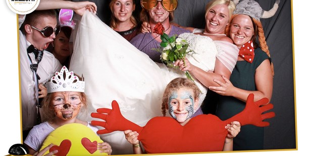 Hochzeitsfotos - Fotobox alleine buchbar - Bischofshofen - Buzzern - die Fotobox
