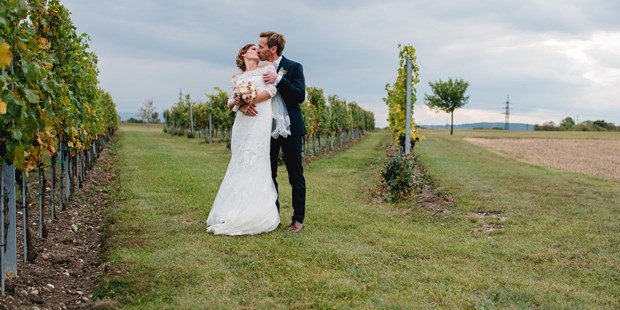 Hochzeitsfotos - Copyright und Rechte: Bilder auf Social Media erlaubt - Mittelburgenland - Memories & Emotions Photography