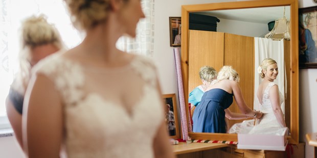 Hochzeitsfotos - Fotobox mit Zubehör - Oberösterreich - Dieter Hawlan
