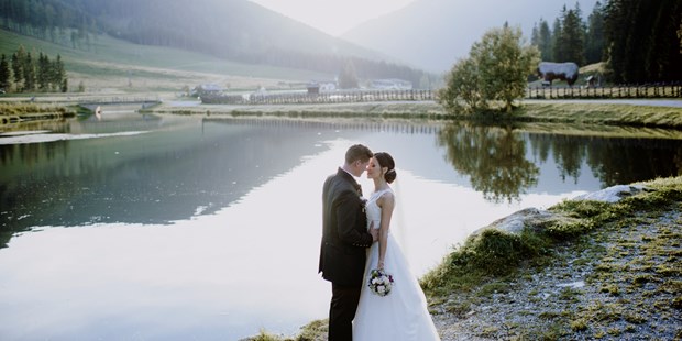 Hochzeitsfotos - Art des Shootings: Portrait Hochzeitsshooting - Steiermark - Michaela Begsteiger