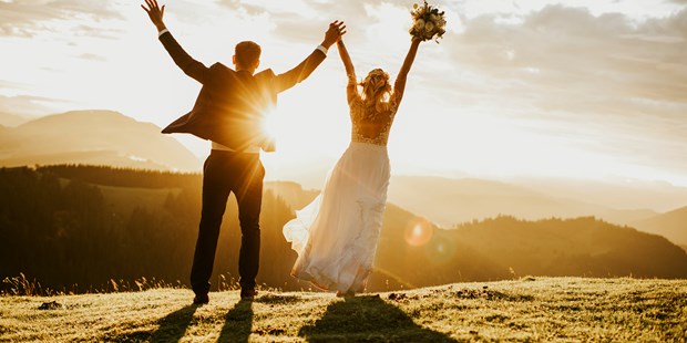 Hochzeitsfotos - Copyright und Rechte: Bilder auf Social Media erlaubt - Steiermark - Michaela Begsteiger
