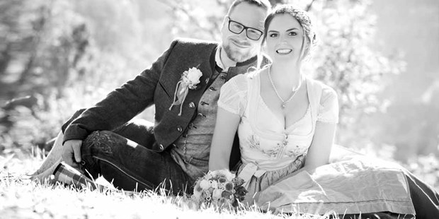 Hochzeitsfotos - Berufsfotograf - Österreich - Auch Shootings mit eurem 4-Beiner sind bei uns kein Problem. :) - Wünscher Alexandra