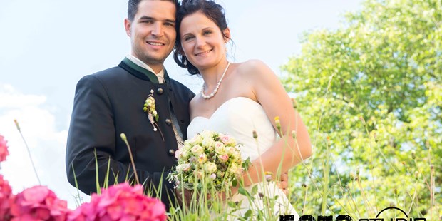 Hochzeitsfotos - Fotostudio - Leibnitz (Leibnitz) - Liebe ist das einzige was sich verdoppelt,
wenn man es teilt.  - Wünscher Alexandra