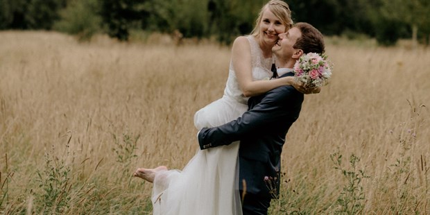 Hochzeitsfotos - Copyright und Rechte: Bilder auf Social Media erlaubt - Nordhastedt - Lea Rieke
