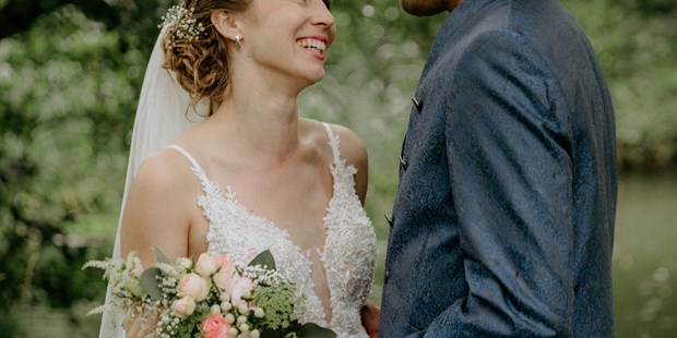 Hochzeitsfotos - Copyright und Rechte: Bilder auf Social Media erlaubt - Nordhastedt - Lea Rieke
