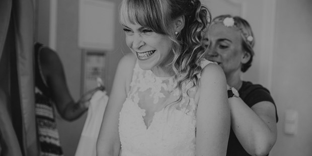 Hochzeitsfotos - Copyright und Rechte: Bilder auf Social Media erlaubt - Büdelsdorf - Lea Rieke