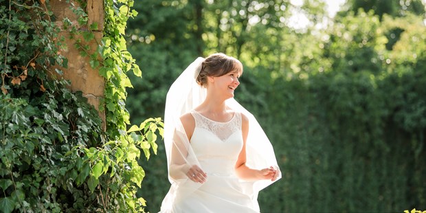 Hochzeitsfotos - Imsweiler - Brautportrait - Monja Kantenwein