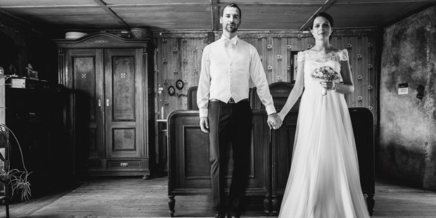 Hochzeitsfotos - Art des Shootings: Portrait Hochzeitsshooting - Appenzell - Paarshooting - Stefan Kuhn Hochzeitsfotografie