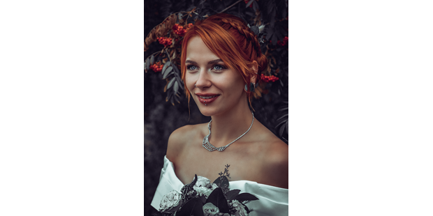 Hochzeitsfotos - Copyright und Rechte: keine Vervielfältigung erlaubt - Ehrenfriedersdorf - Portrait Braut in Chemnitz - LM-Fotodesign