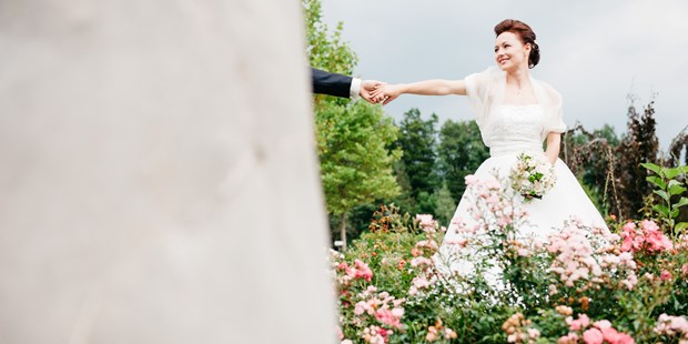 Hochzeitsfotos - Fotobox mit Zubehör - Wimpassing im Schwarzatale - LOVE. - Tom Schuller