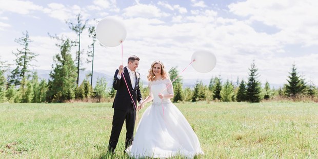 Hochzeitsfotos - Copyright und Rechte: Bilder auf Social Media erlaubt - Niederösterreich - Monika Inczeova