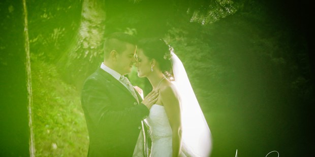Hochzeitsfotos - Fotobox mit Zubehör - Preding (Preding) - Aleksander Regorsek - Destination wedding photographer