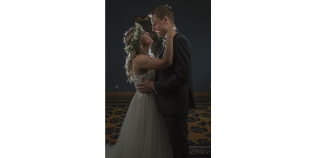 Hochzeitsfotos - Art des Shootings: Portrait Hochzeitsshooting - Sachsen -  Hochzeitsfotografie Florian Ostermann