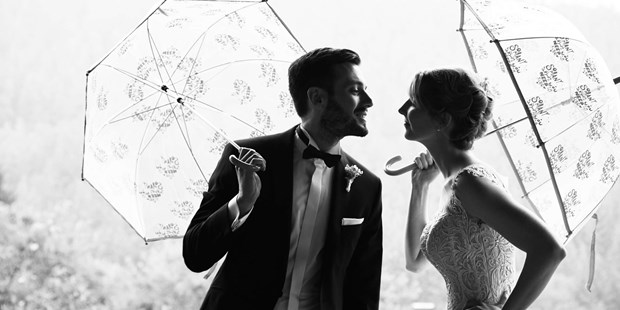 Hochzeitsfotos - Eifel - Brautpaarshooting bei Regen - David Kliewer