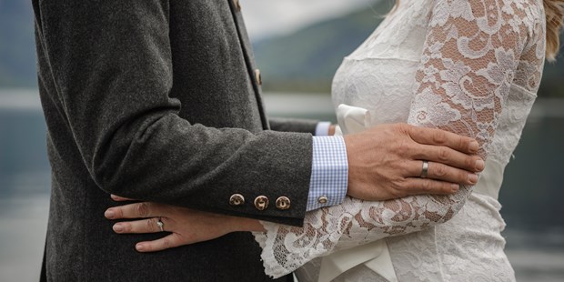 Hochzeitsfotos - Copyright und Rechte: Bilder auf Social Media erlaubt - Oberösterreich - Hochzeit Mondsee - Veronika Phillipp