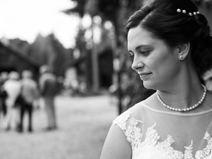 Hochzeitsfotos - Art des Shootings: Trash your Dress - Thalheim bei Wels - Hochzeitsfotograf in OÖ - Katalin Balassa 