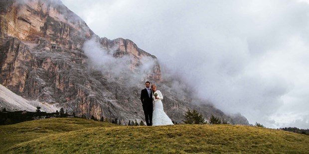 Hochzeitsfotos - Copyright und Rechte: Bilder auf Social Media erlaubt - Bernsdorf (Zwickau) - Hochzeitsshooting in Südtirol - Julia and Matthias Photography