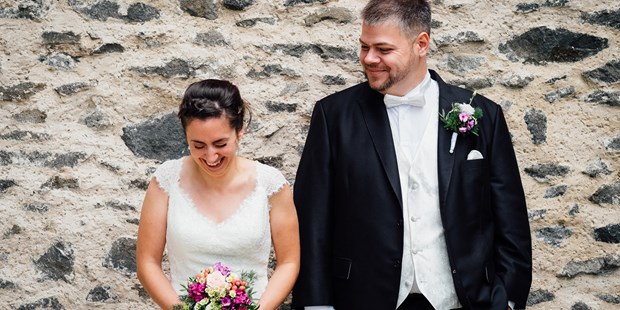 Hochzeitsfotos - Rutesheim - Spaß beim Paar-Shooting - Herr und Frau Beichert Hochzeits-Fotografen