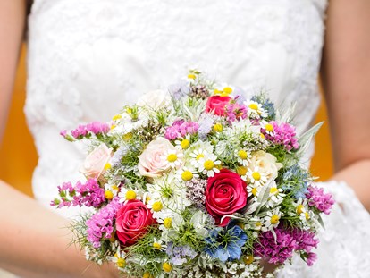 Hochzeitsfotos - Copyright und Rechte: Bilder auf Social Media erlaubt - Deutschfeistritz - Christian Mari Fotograf