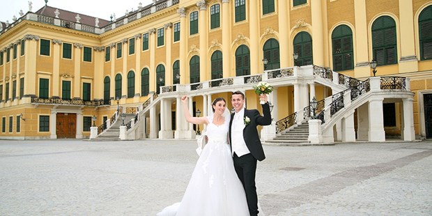 Hochzeitsfotos - Art des Shootings: Fotostory - Wien - Schloss Schönbrunn Wien - phototiller I Sophie Tiller