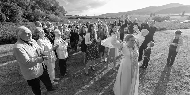 Hochzeitsfotos - Fotobox mit Zubehör - Hochzeit in Niederösterreich, Thallern - Alexander Steppan