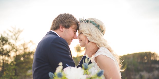 Hochzeitsfotos - Copyright und Rechte: Bilder auf Social Media erlaubt - Schwaben - Rebecca Stephenson 
