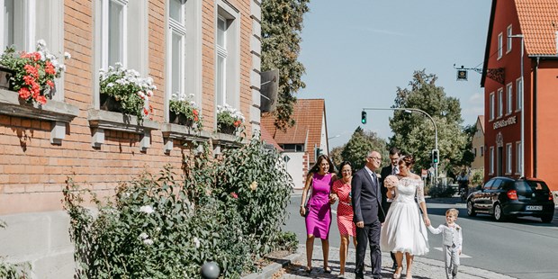 Hochzeitsfotos - Videografie buchbar - Ingolstadt - Juliane Kaeppel - authentic natural wedding photography