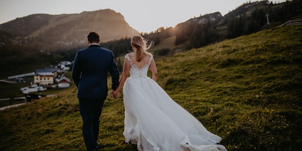 Hochzeitsfotos - Art des Shootings: Fotostory - Sankt Georgen bei Salzburg - Lichtflut