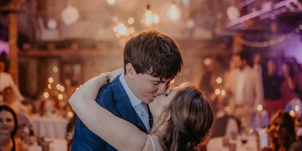 Hochzeitsfotos - Copyright und Rechte: Bilder auf Social Media erlaubt - Kitzbühel - Lichtflut