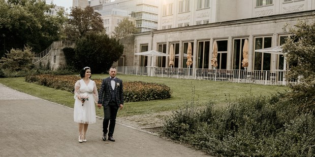 Hochzeitsfotos - Videografie buchbar - Wittibreut - Brautpaar - Lucian Marian