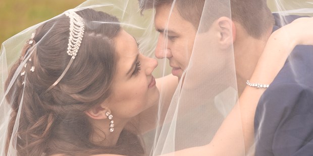 Hochzeitsfotos - Copyright und Rechte: Bilder auf Social Media erlaubt - Hannover - Fotoshooting in Saarland - Fotografenmeisterin Aleksandra Marsfelden