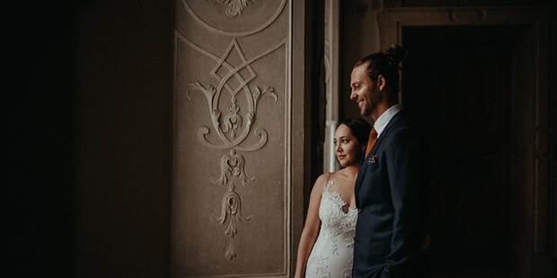 Hochzeitsfotos - Videografie buchbar - Kasten bei Böheimkirchen - Hochzeitsfotograf Salzburg Schloss Mirabell - Karlo Gavric