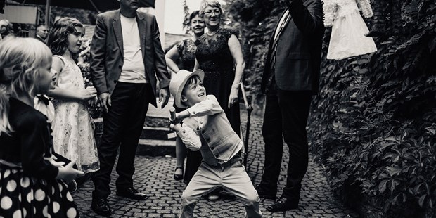 Hochzeitsfotos - Art des Shootings: Trash your Dress - Dippoldiswalde - Ruben Venturo Fotografie