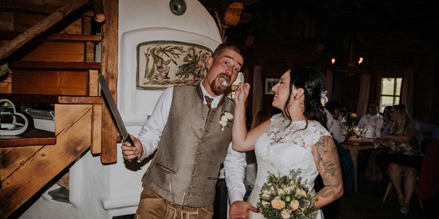 Hochzeitsfotos - Videografie buchbar - Tumeltsham - https://www.annahorbachova.com/weddings - Anna Horbachova 