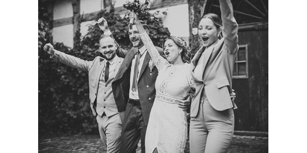 Hochzeitsfotos - Fotobox mit Zubehör - Lengede - LY Photography