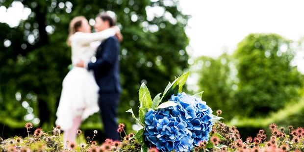 Hochzeitsfotos - Copyright und Rechte: Bilder auf Social Media erlaubt - Sachsen - momentverliebt · Julia Dürrling 