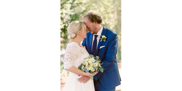 Hochzeitsfotos - Copyright und Rechte: Bilder auf Social Media erlaubt - Sachsen - Zweisamkeit - neero Fotografie und Grafik